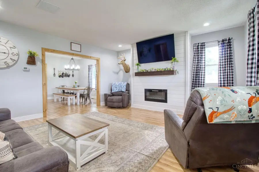 501 W Sixth Street, Manchester, OH 45144 - #3