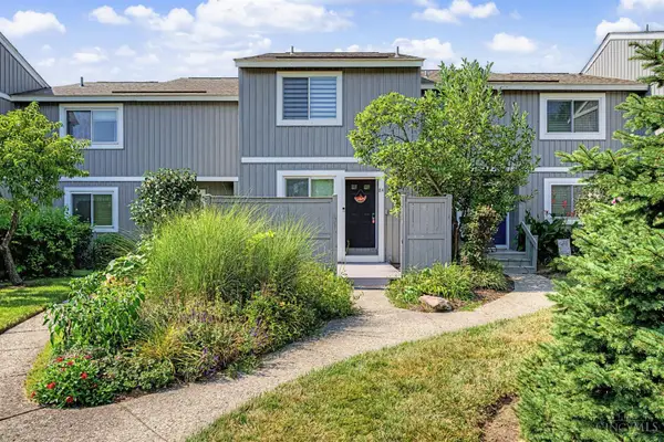 84 Twin Lakes Drive, Fairfield, OH 45014