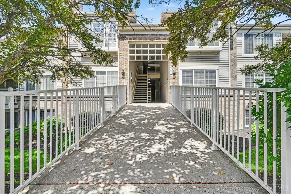 9901 Regatta Drive #105, Cincinnati, OH 45252 - #1