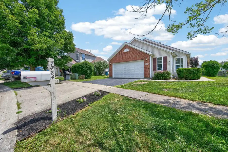 7724 Hillsdowne Circle, Maineville, OH 45039 - #3