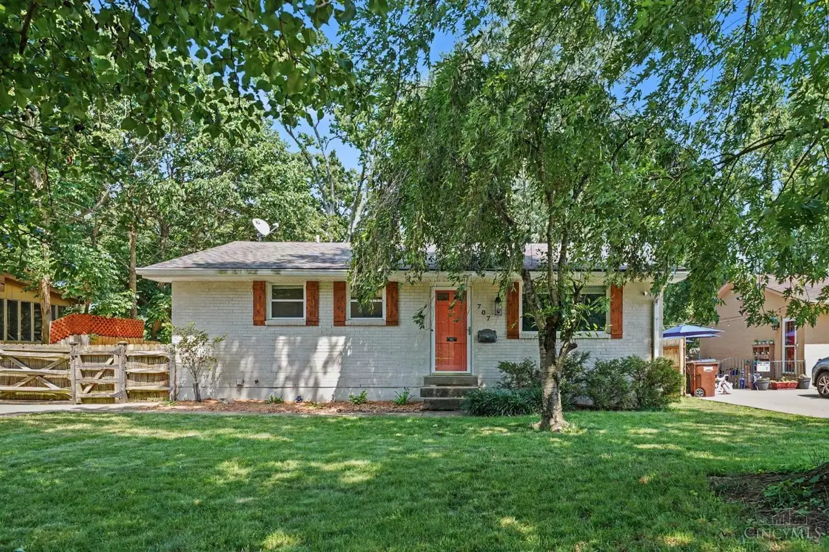 707 Mohican Drive, Loveland, OH 45140 - #1