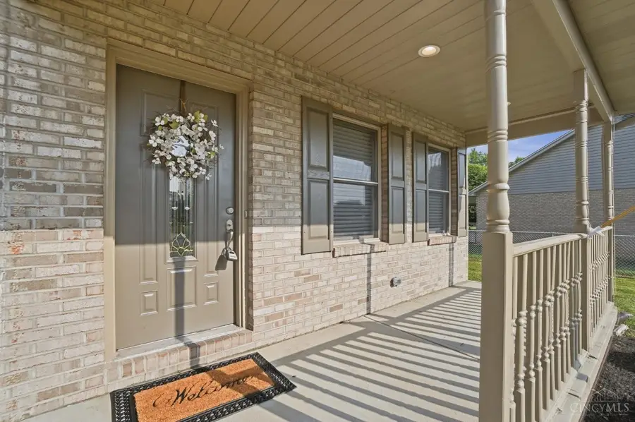 220 Auburn Meadows Court, Carlisle, OH 45005 - #2