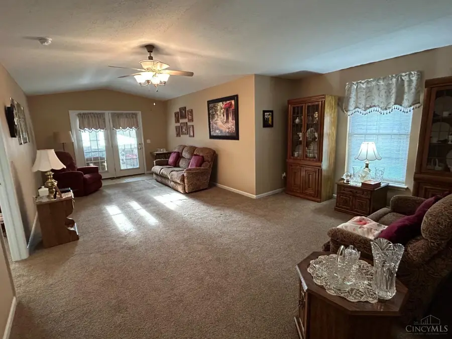 1260 Autumn Walk, Hamilton, OH 45013 - #3