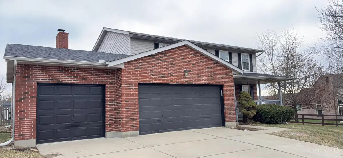 5698 Indian Hill Ct, Fairfield, IN 45011 - #1