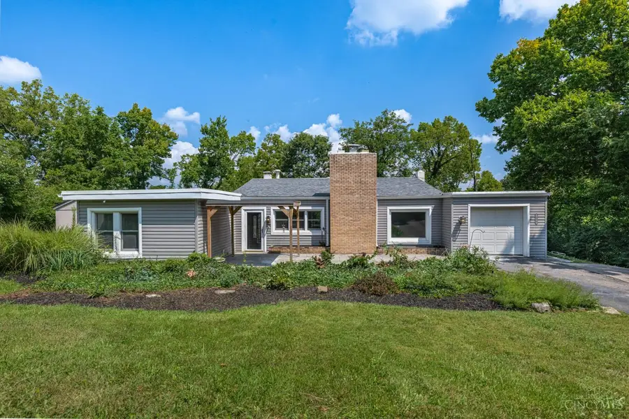 415 Hyde Park Drive, Hamilton, OH 45013 - #2