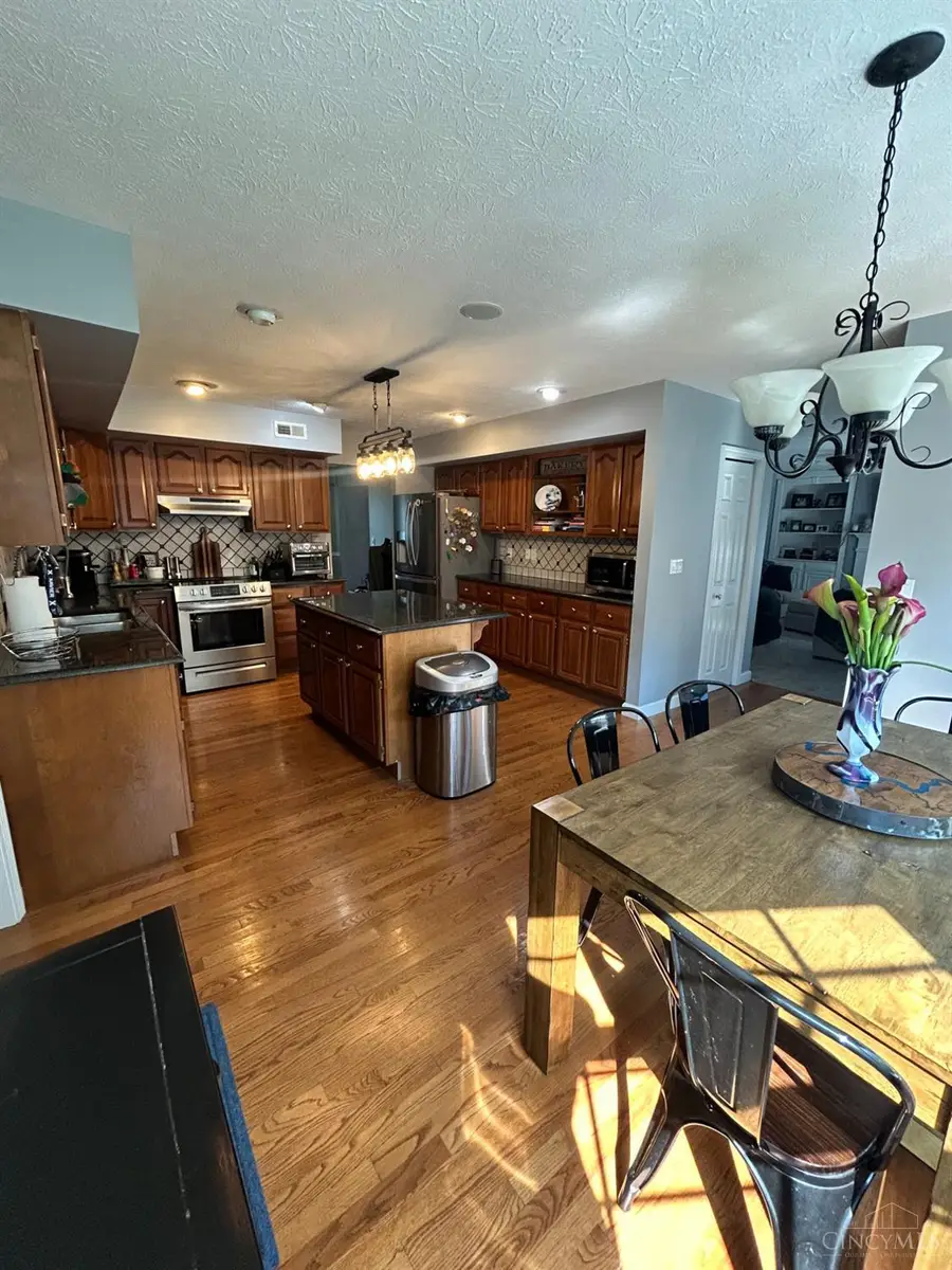 1304 Northwoods Drive, Hillsboro, OH 45133 - #3