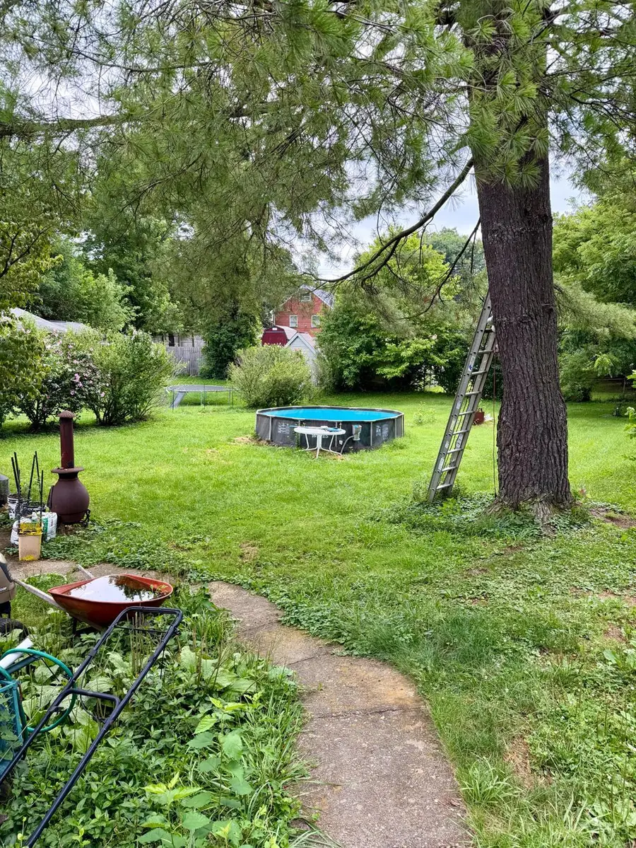 332 Glenroy Avenue, Cincinnati, OH 45238 - #2