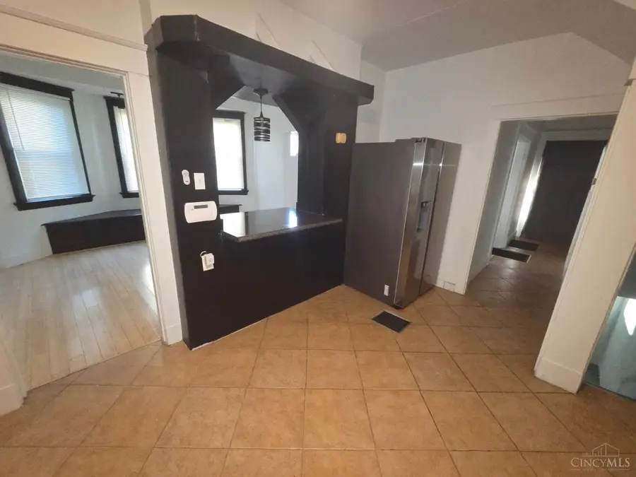 657 Froome Avenue, Cincinnati, OH 45232 - #3