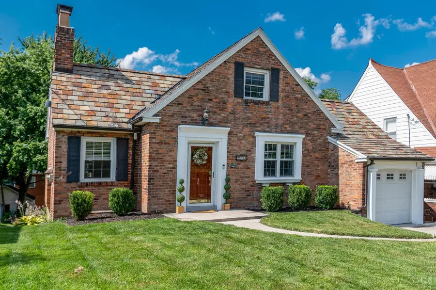 2530 Moundview Drive, Norwood, OH 45212 - #2