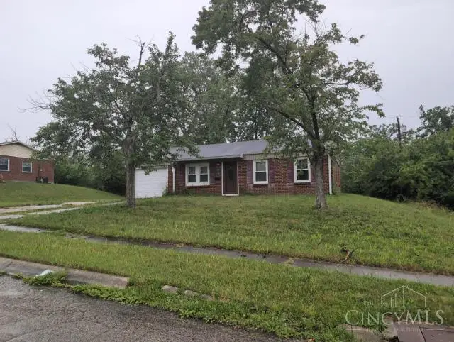 1425 Swinger Drive, Dayton, OH 45417 - #3