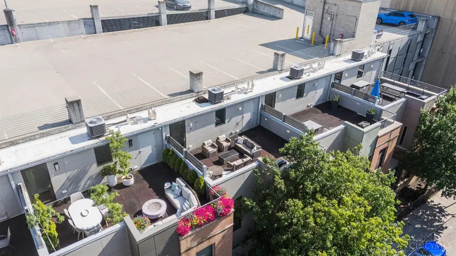 11 Mercer Street, Cincinnati, OH 45202 - #3