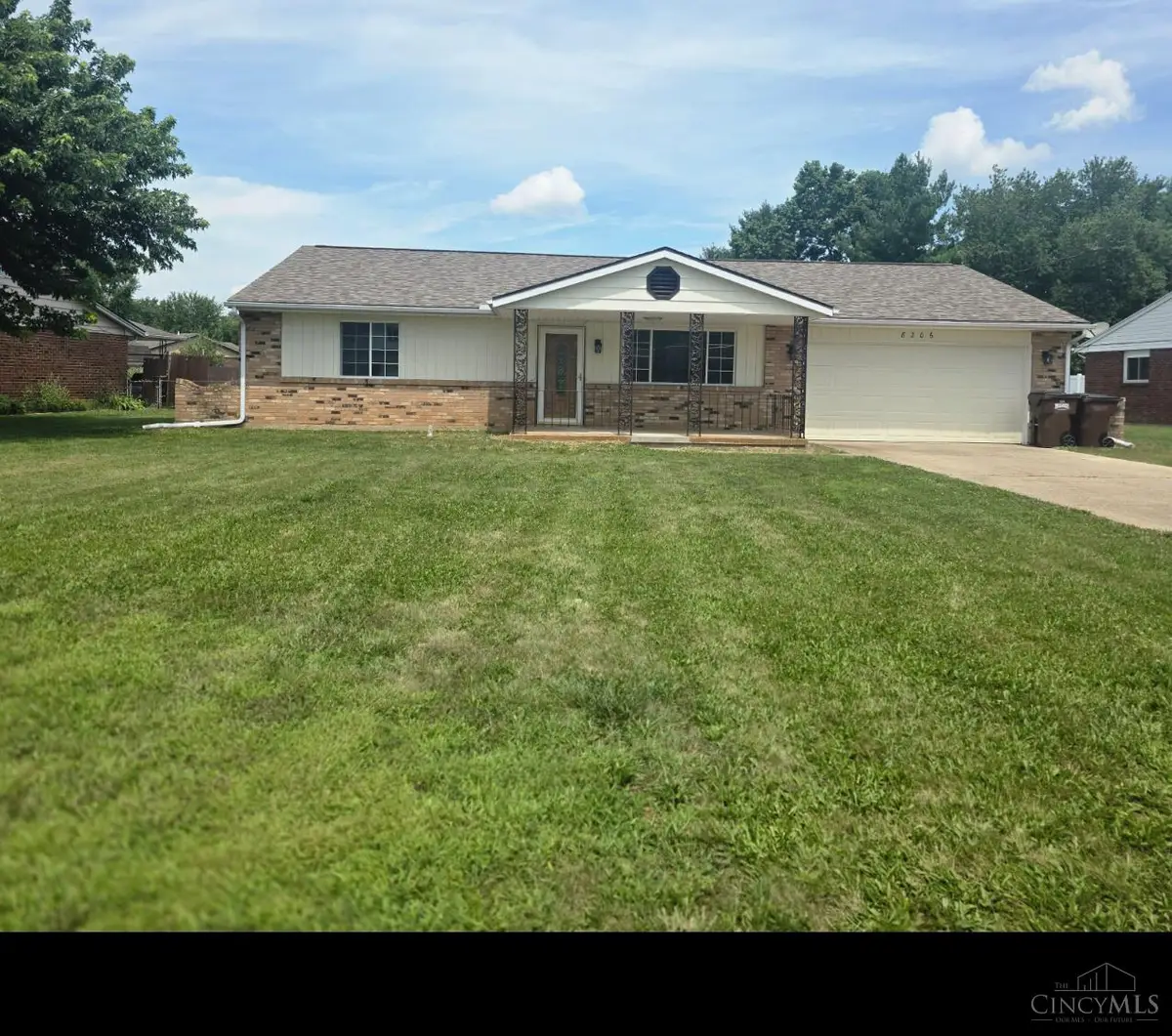 8206 Meadowlark Drive, Carlisle, OH 45005 - #1
