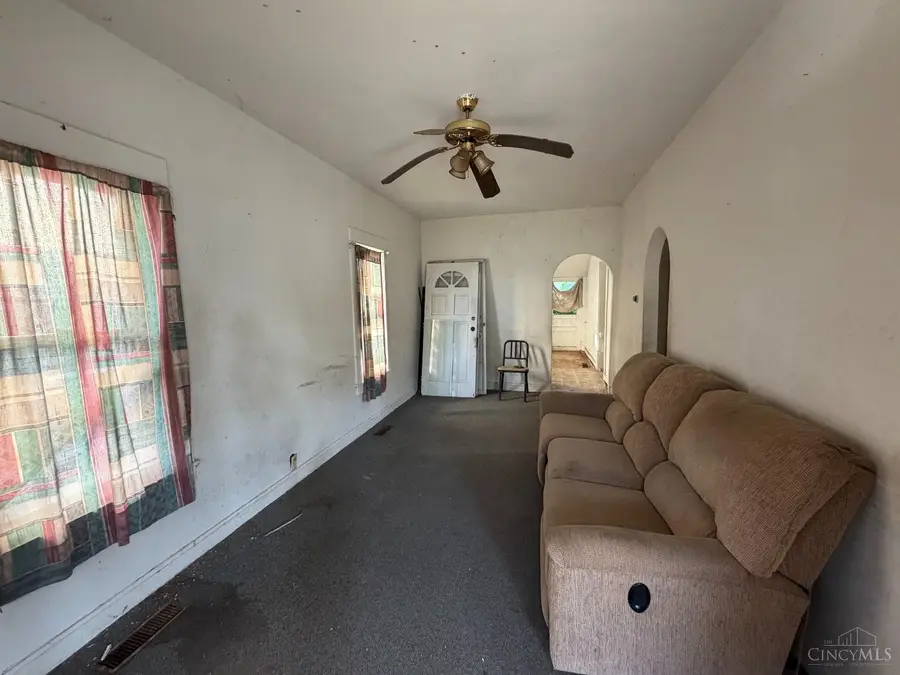 213 E Beech Street, Hillsboro, OH 45133 - #3