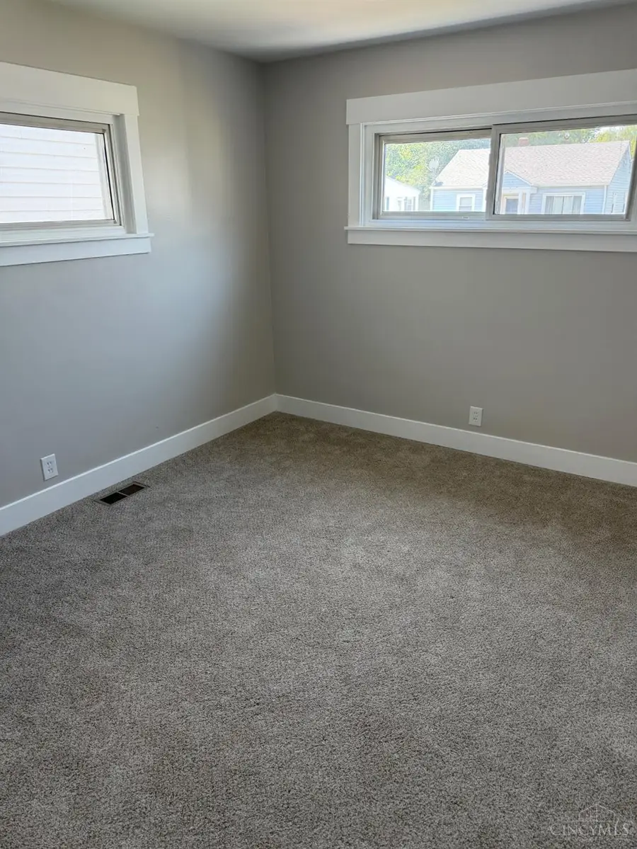 926 Corliss Avenue, Hamilton, OH 45011 - #2
