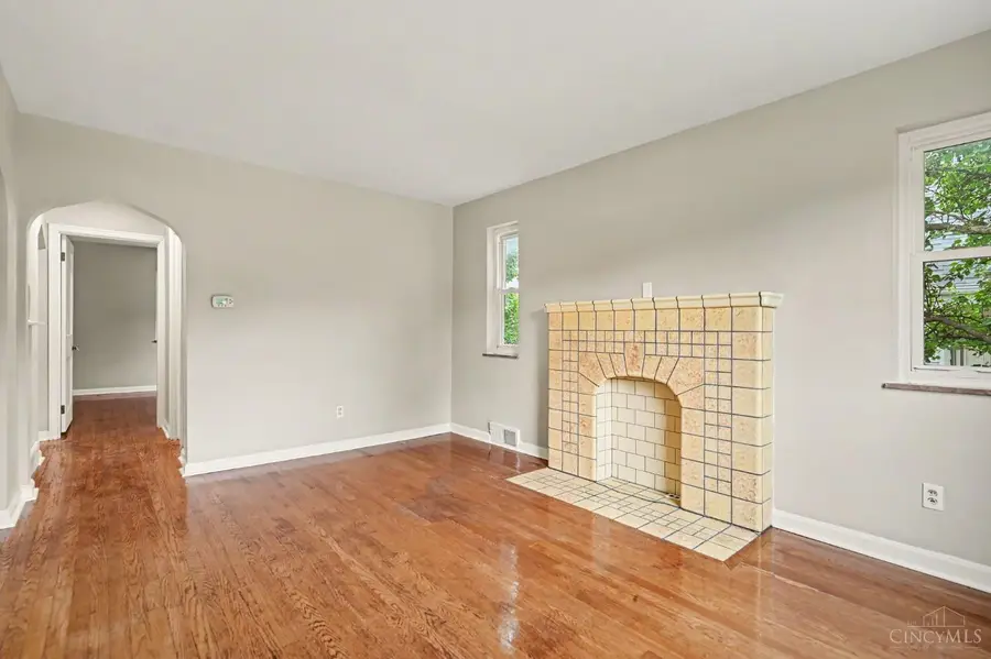 3722 Neiheisel Avenue, Bridgetown, OH 45248 - #2