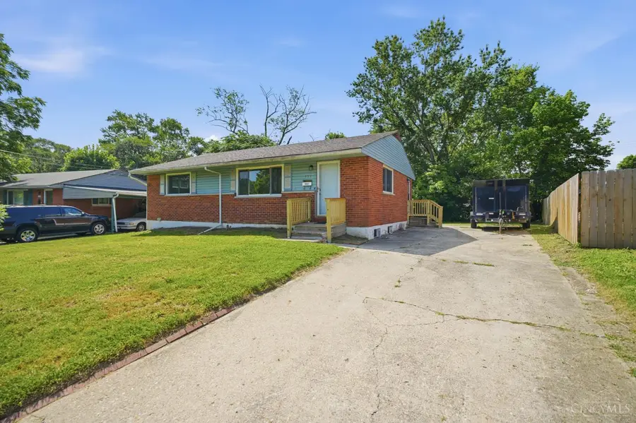 131 Brookhaven Avenue, Cincinnati, OH 45215 - #3