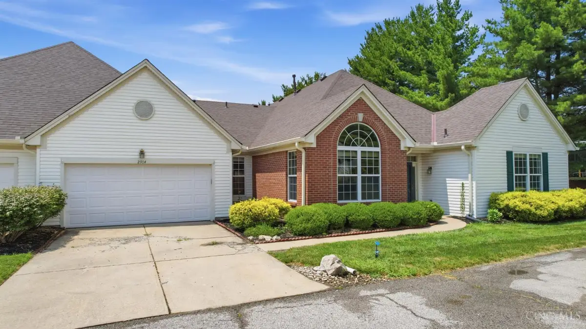 2904 Traverse Creek Drive, Milford, OH 45150 - #1