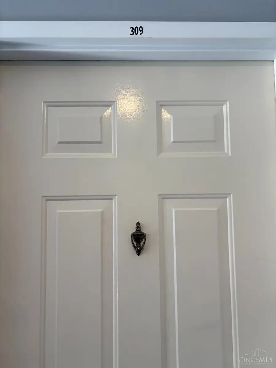7646 Shawnee #309, West Chester, OH 45069 - #2