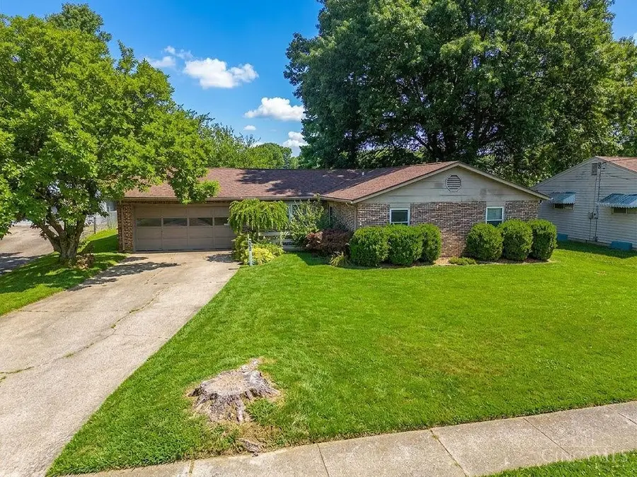 303 West Place, Trenton, OH 45067 - #2