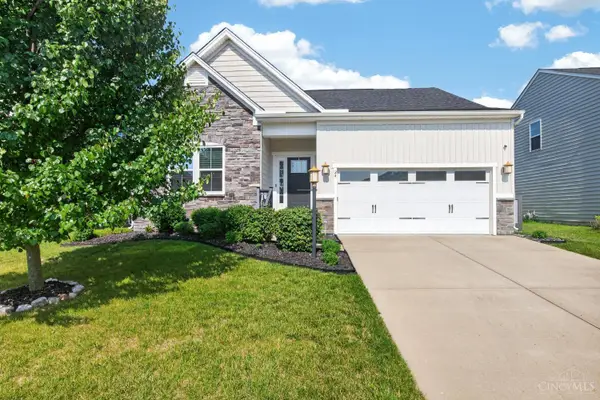 24 Waterford Boulevard, Fairborn, OH 45324
