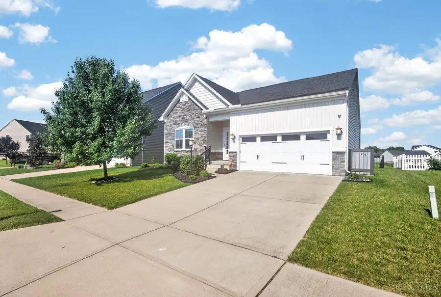 24 Waterford Boulevard, Fairborn, OH 45324 - #3