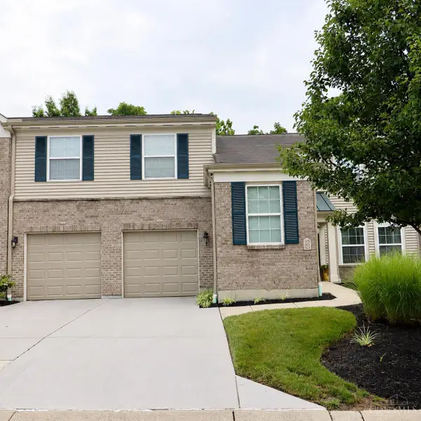 1418 Twin Spires Drive, Batavia Twp, OH 45103