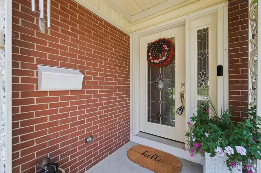 221 Virginia Circle, Wilmington, OH 45177 - #3