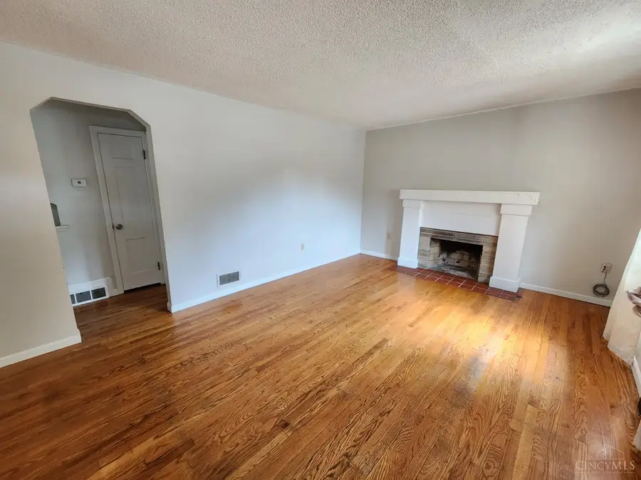 1196 Anderson Ferry Road, Cincinnati, OH 45238 - #2