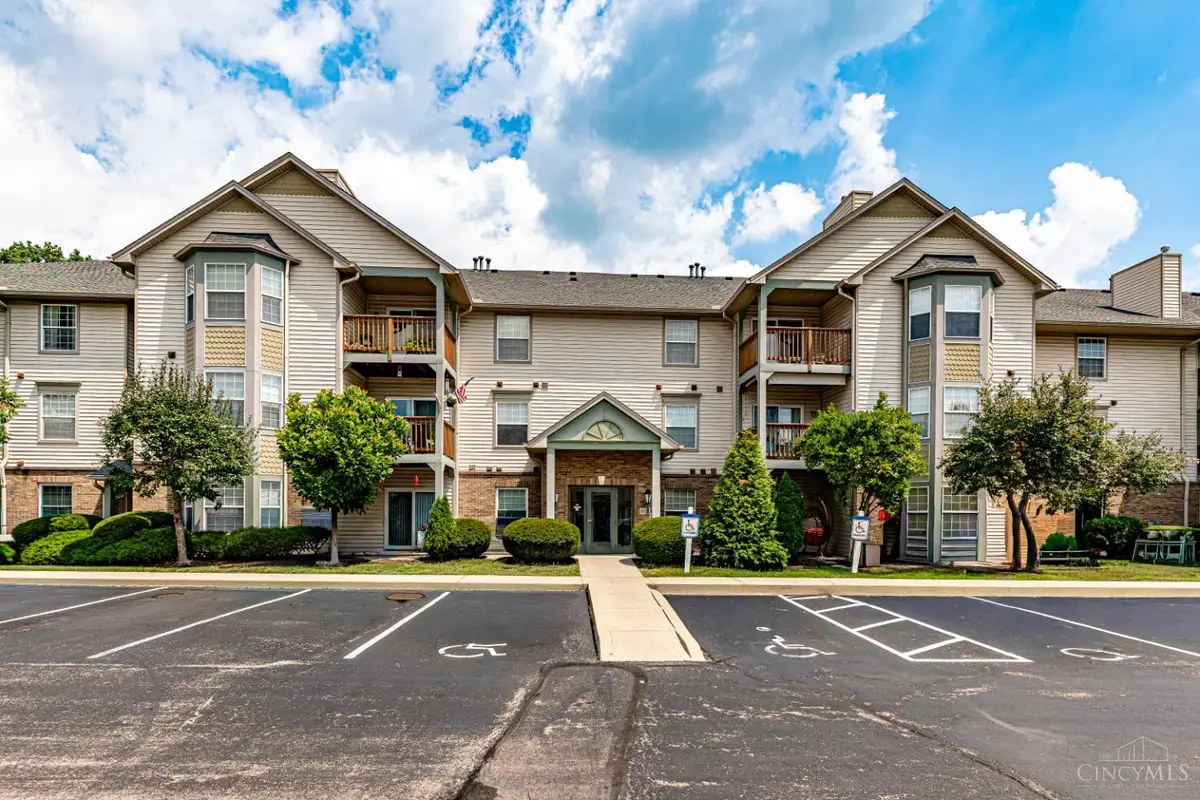 4931 N Arbor Woods Court, Cincinnati, OH 45248 - #1