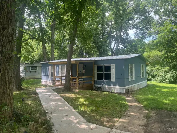 57 Rochester Hills, Hamilton, OH 45011