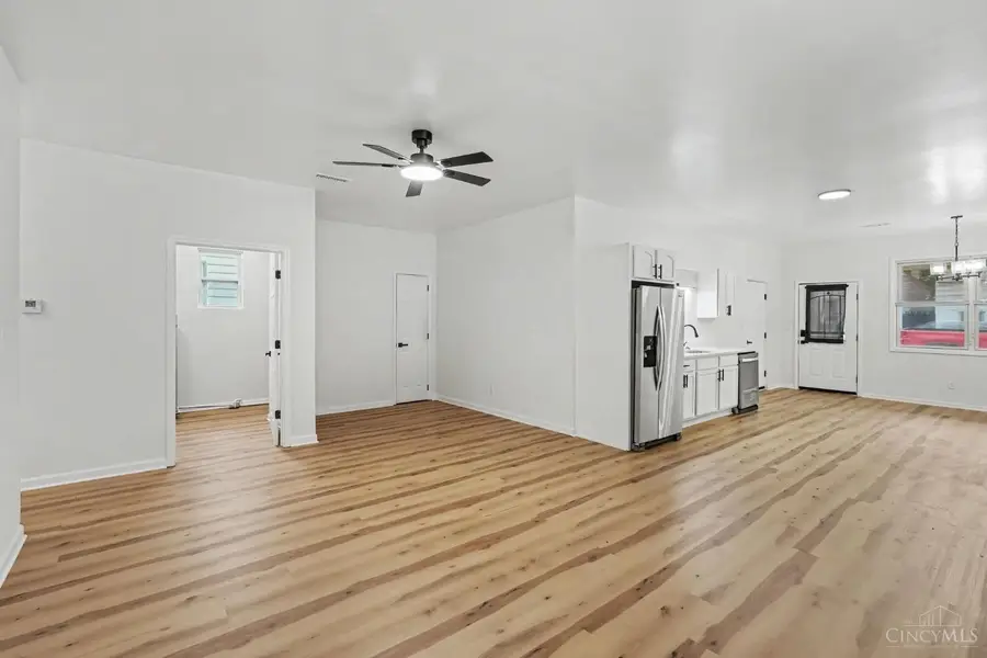 6310 Vine Street, Elmwood Place, OH 45216 - #2