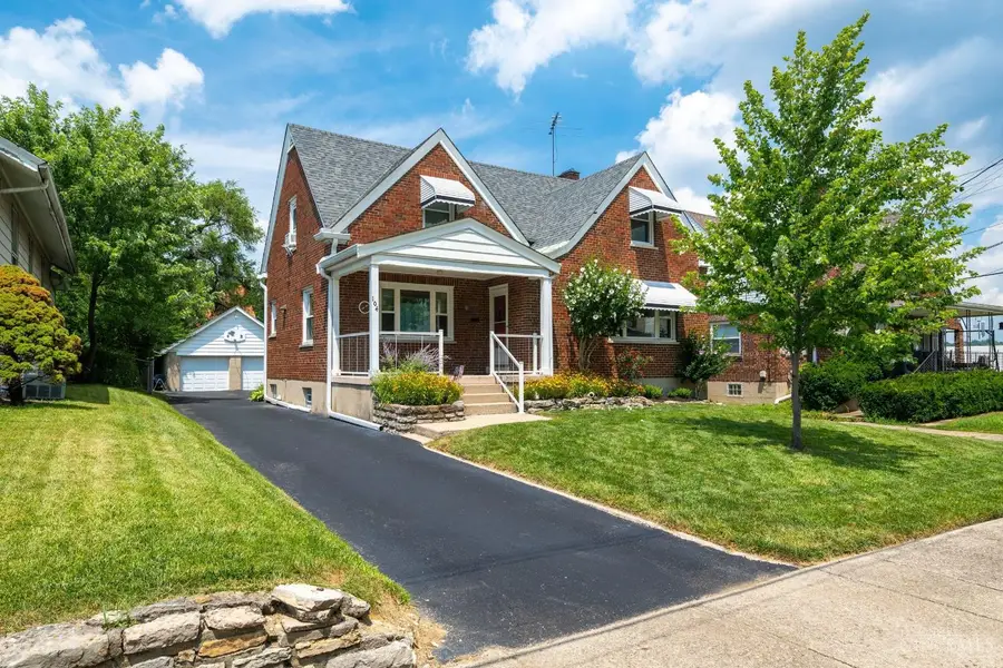 104 Bacon Street, Lockland, OH 45215 - #2