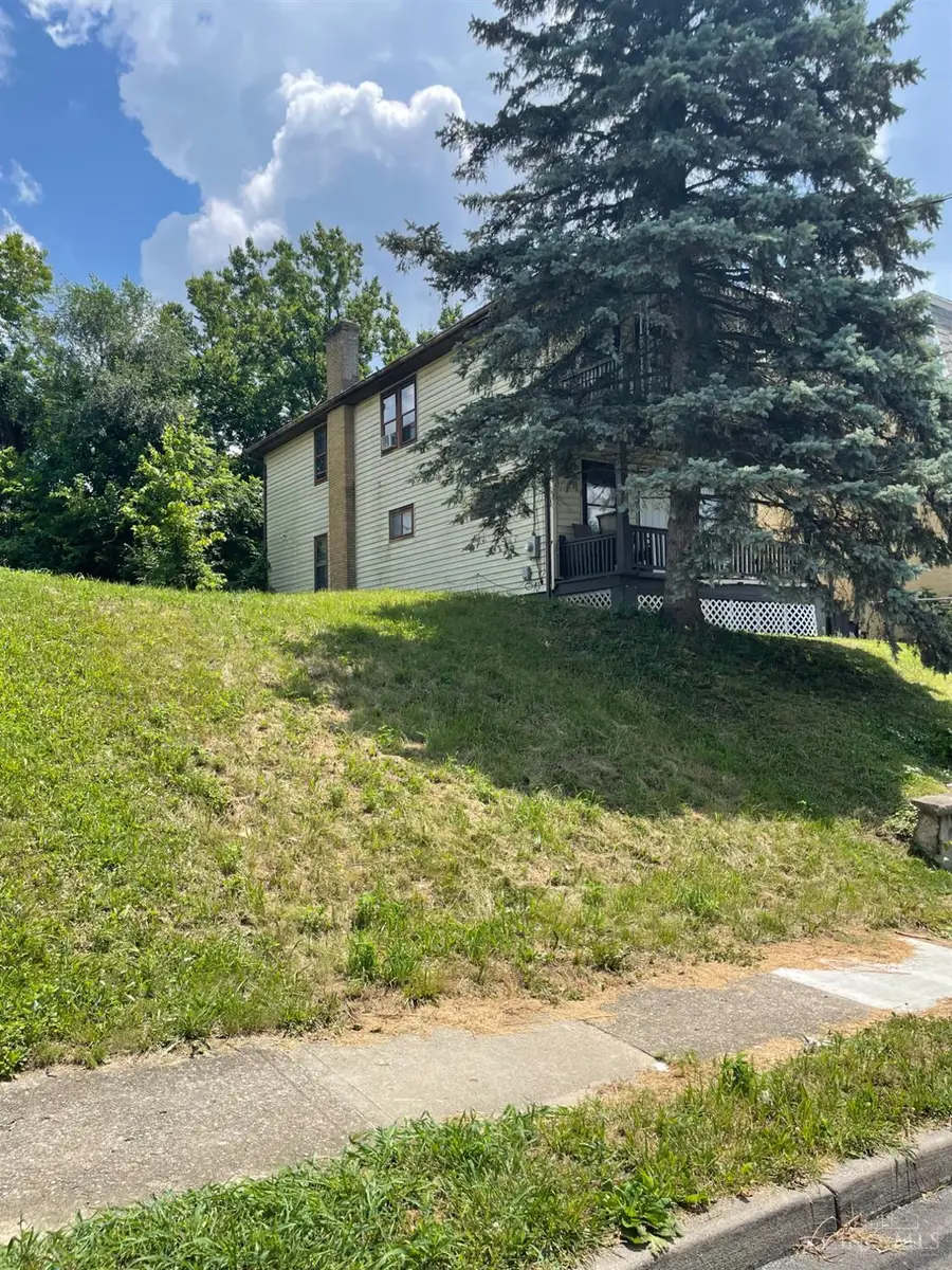 960 Wells Street, Cincinnati, OH 45205 - #2
