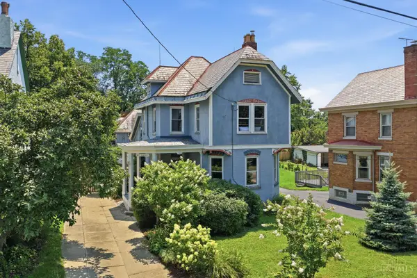 3025 Montana Avenue, Cincinnati, OH 45211