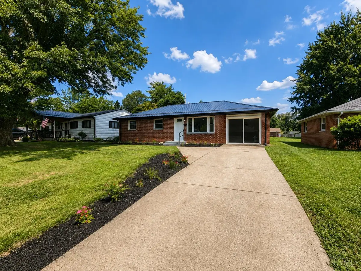 130 W Josie Avenue, Hillsboro, OH 45133 - #1