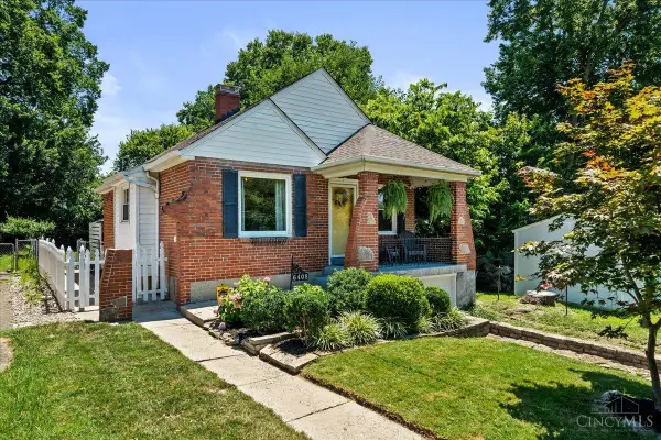 6408 Girard Avenue, Cincinnati, OH 45213