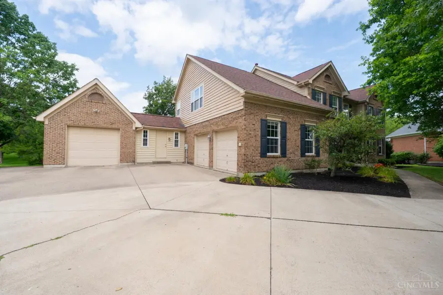 4725 Carriage Drive, Mason, OH 45040 - #3