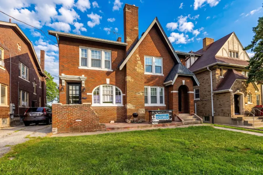 2727 Stratford Avenue, Cincinnati, OH 45220 - #3