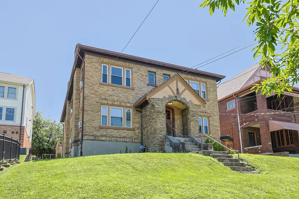 2724 Stratford Avenue, Cincinnati, OH 45220 - #1