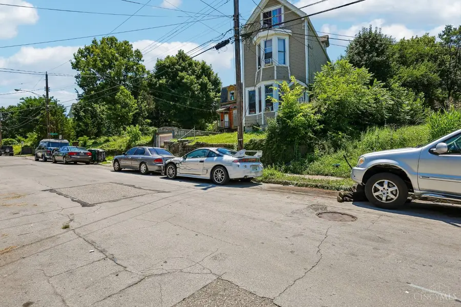 1875 Knox Street, Cincinnati, OH 45214 - #3