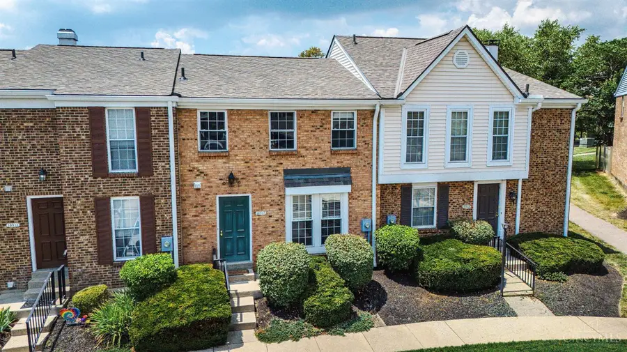 10917 Barrington Court, Sycamore, OH 45242 - #2