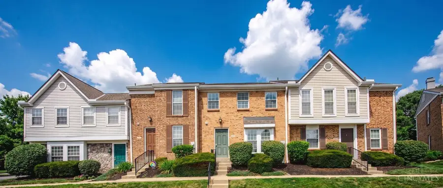 10917 Barrington Court, Sycamore, OH 45242 - #3