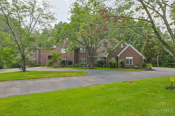 8625 Fawnmeadow Lane, Indian Hill, OH 45242