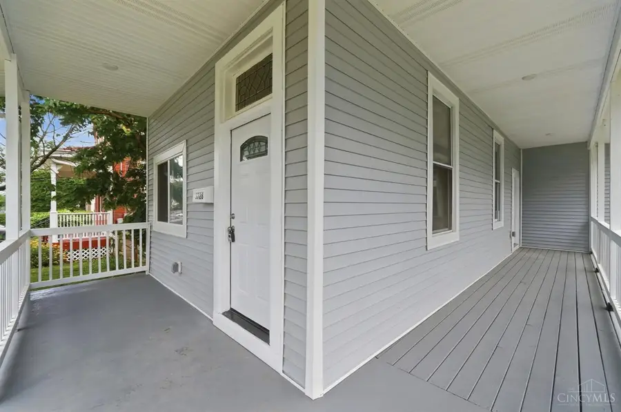 3728 Applegate Avenue, Cheviot, OH 45211 - #3