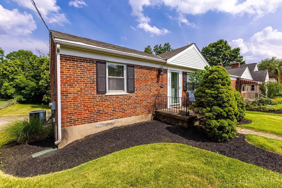 4894 Oaklawn Drive, Cincinnati, OH 45227 - #2