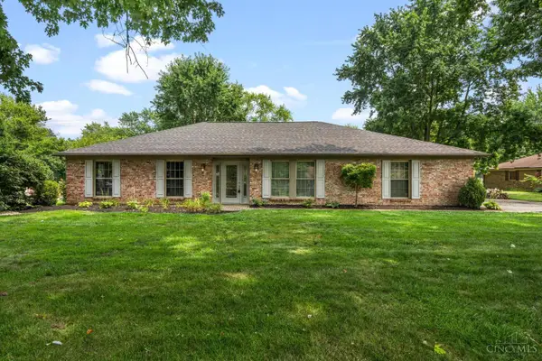 9732 Stagecoach Drive S, Centerville, OH 45458