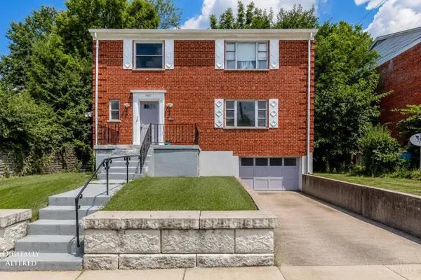 3422 Bassett Road, Cincinnati, OH 45205
