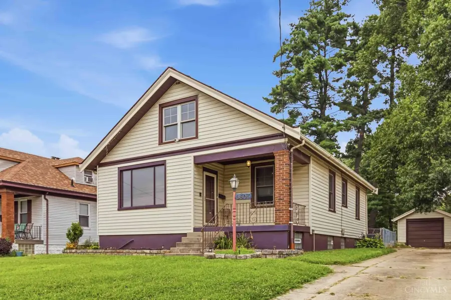 3606 Homelawn Avenue, Cheviot, OH 45211 - #3
