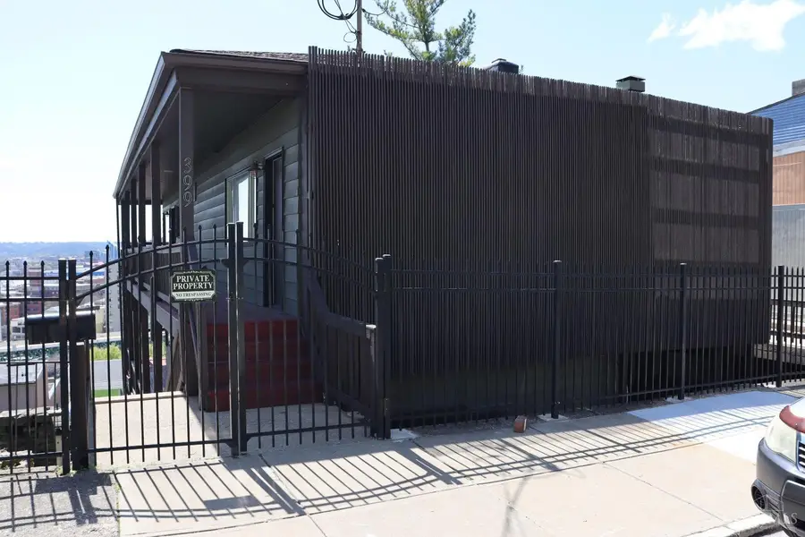 399 Oregon Street, Cincinnati, OH 45202 - #2