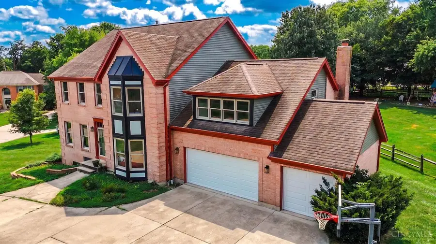 11725 Darbyshire Court, Symmes Township, OH 45140 - #3